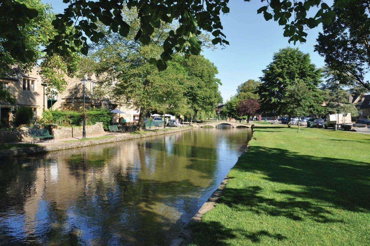 Mallard Lodge Cirencester Esterno foto