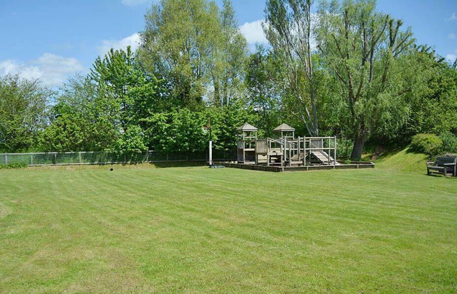 Mallard Lodge Cirencester Esterno foto