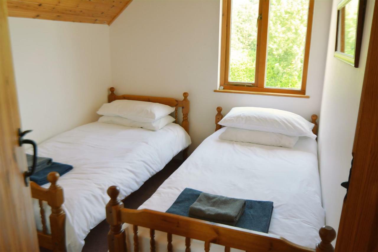 Mallard Lodge Cirencester Esterno foto