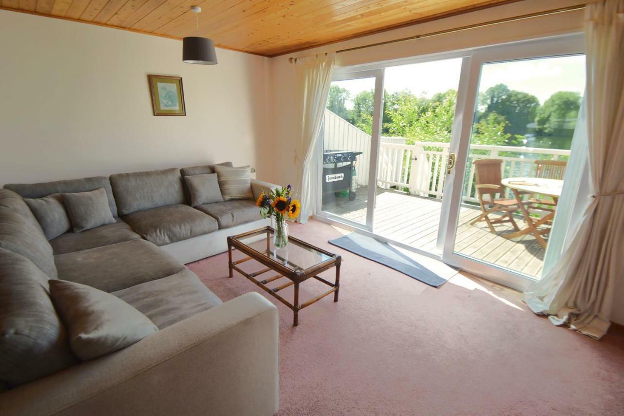 Mallard Lodge Cirencester Esterno foto